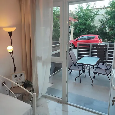 Alexander Luxury Apartment